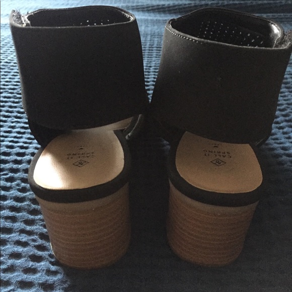 Black heels Call it Spring - Picture 5 of 5